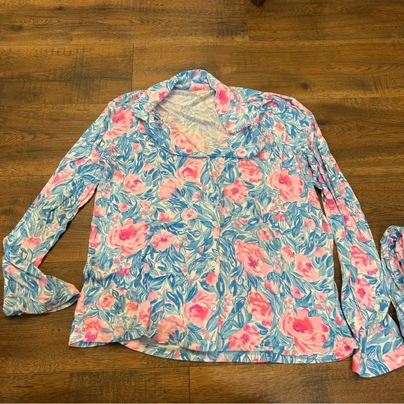 Lilly Pulitzer Pajama Set - Picture 7 of 7